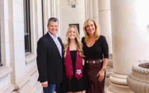 Alli grossman with parents